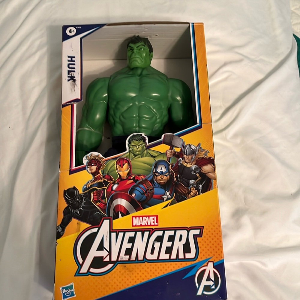 Hasbro Marvel Avengers Hulk Action Figure